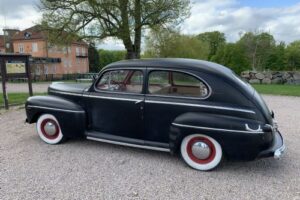 Ford Super deluxe –46