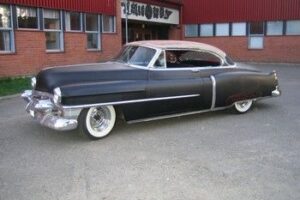 Cadillac Coupe –53