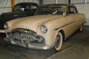 Packard Mayfair Coupe 8 cyl. –51