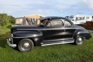 Plymouth business coupe –47